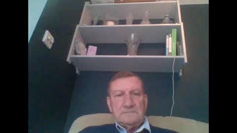 Snapshot of colinbeech chatting on January 6, 2025, 11:07 am colinbeech online show from January 6, 2025, 11:07 am