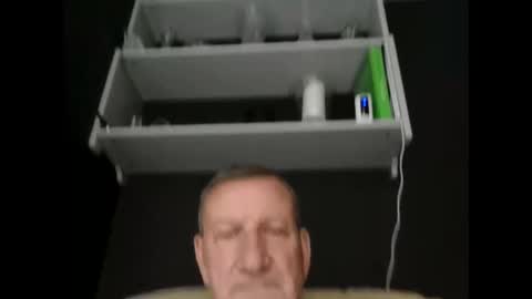 Snapshot of colinbeech chatting on September 30, 2025, 12:43 pm colinbeech online show from September 30, 2025, 12:43 pm