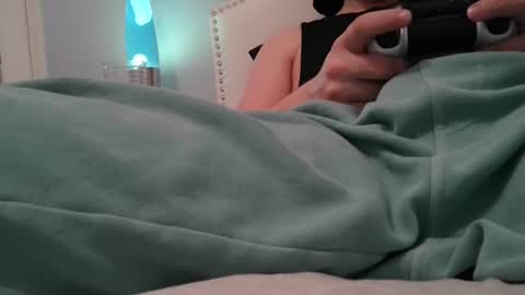 Snapshot of collegecannon chatting on December 18, 2024, 7:04 am collegecannon online show from December 18, 2024, 7:04 am