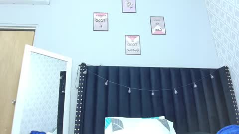 Snapshot of colombia_mommy_ chatting on February 13, 2025, 12:32 pm GRETCHEN online show from February 13, 2025, 12:32 pm