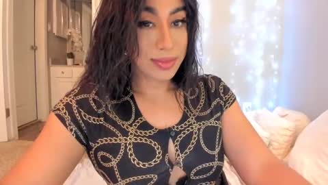Snapshot of colombiantexas chatting on February 25, 2025, 9:35 pm ........ Instagram Lorysexys online show from February 25, 2025, 9:35 pm