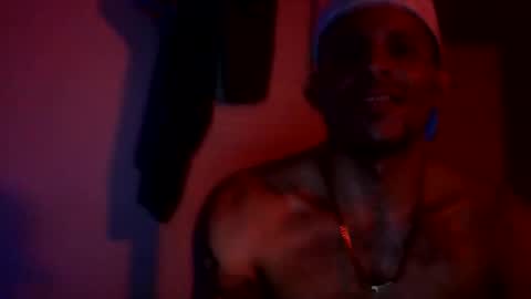 colorcanela3 online show from September 11, 2025, 8:14 am