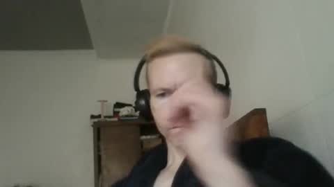 comecontrol online show from September 15, 2025, 9:09 am