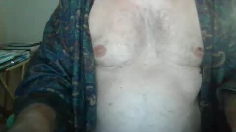 Snapshot of comeonmymouth chatting on February 21, 2025, 2:27 pm comeonmymouth online show from February 21, 2025, 2:27 pm