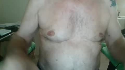 Snapshot of comeonmymouth chatting on October 10, 2025, 7:02 pm comeonmymouth online show from October 10, 2025, 7:02 pm