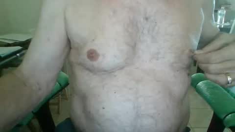 Snapshot of comeonmymouth chatting on October 30, 2025, 3:57 pm comeonmymouth online show from October 30, 2025, 3:57 pm