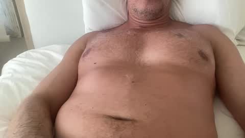 Snapshot of comfides1 chatting on December 29, 2024, 7:43 pm comfides1 online show from December 29, 2024, 7:43 pm