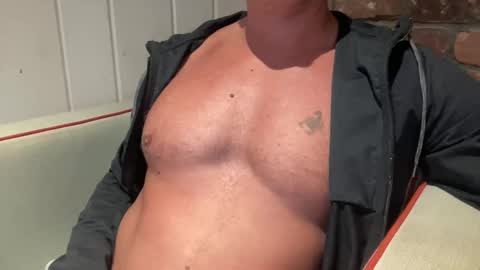 Snapshot of comfides1 chatting on January 2, 2025, 12:46 pm comfides1 online show from January 2, 2025, 12:46 pm