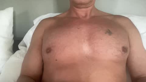 Snapshot of comfides1 chatting on January 17, 2025, 6:02 pm comfides1 online show from January 17, 2025, 6:02 pm