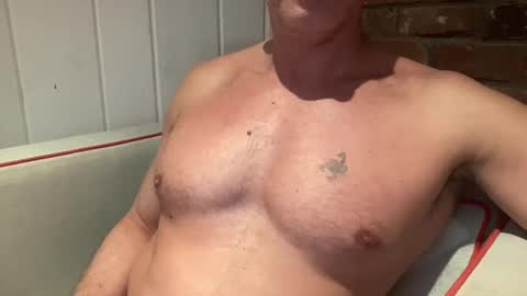 Snapshot of comfides1 chatting on January 26, 2025, 12:22 pm comfides1 online show from January 26, 2025, 12:22 pm