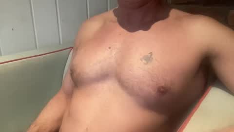 Snapshot of comfides1 chatting on February 16, 2025, 1:05 pm comfides1 online show from February 16, 2025, 1:05 pm