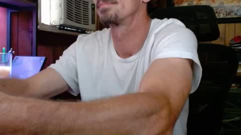 Nelson or ComicKing and sometime Peachy143 online show from September 19, 2025, 9:48 pm