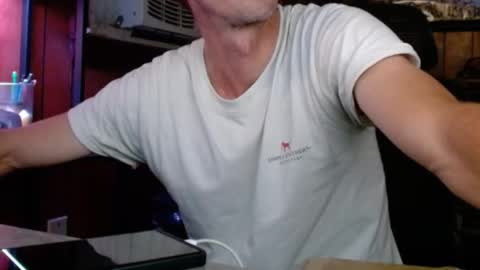 Nelson or ComicKing and sometime Peachy143 online show from October 8, 2025, 11:46 pm