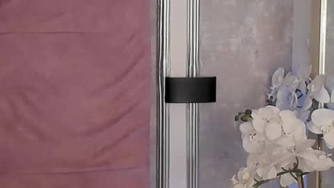 Conny online show from November 11, 2025, 1:33 pm