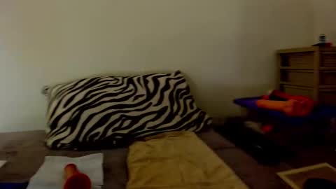 CONNY online show from November 5, 2025, 10:04 am