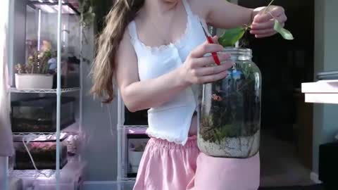 Snapshot of constantcumquest chatting on November 20, 2025, 5:45 pm ANR Mommy online show from November 20, 2025, 5:45 pm