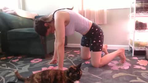 Snapshot of constantcumquest chatting on November 24, 2025, 7:46 pm ANR Mommy online show from November 24, 2025, 7:46 pm