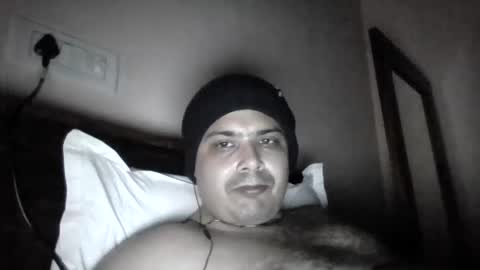 Snapshot of cool_breeze09 chatting on January 9, 2025, 6:04 pm Cool Breeze09 online show from January 9, 2025, 6:04 pm