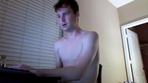 Snapshot of cooldude122222 chatting on January 8, 2025, 12:38 am cooldude122222 online show from January 8, 2025, 12:38 am