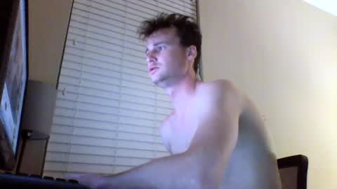 Snapshot of cooldude122222 chatting on January 17, 2025, 2:18 am cooldude122222 online show from January 17, 2025, 2:18 am