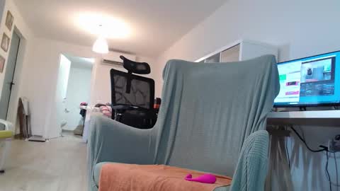 Snapshot of coolnerdguy79 chatting on September 14, 2025, 6:45 am coolnerdguy79 online show from September 14, 2025, 6:45 am