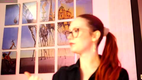 Ginger The Cringer online show from September 12, 2025, 8:25 am