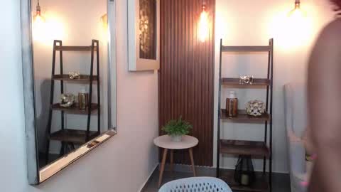 Coral online show from November 28, 2025, 11:13 am