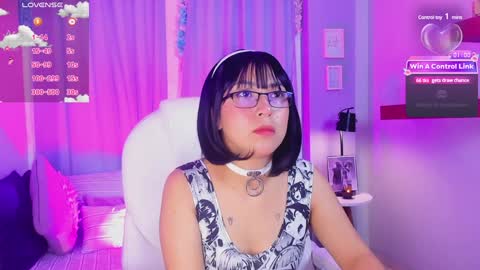 Coral Stefani online show from December 13, 2024, 8:09 am