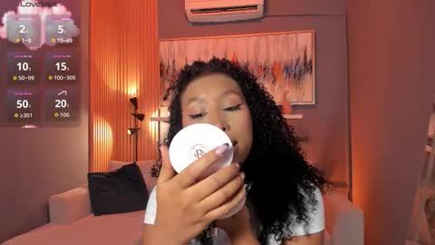 Snapshot of corinnah chatting on October 22, 2025, 12:05 pm Cori online show from October 22, 2025, 12:05 pm