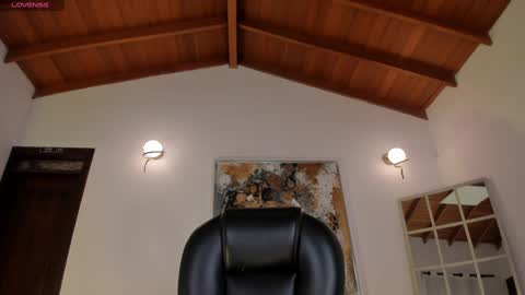 Corinne Russo online show from January 9, 2025, 5:13 am