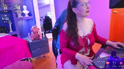 Snapshot of cory_chasecol888 chatting on October 18, 2025, 4:15 am Natali online show from October 18, 2025, 4:15 am