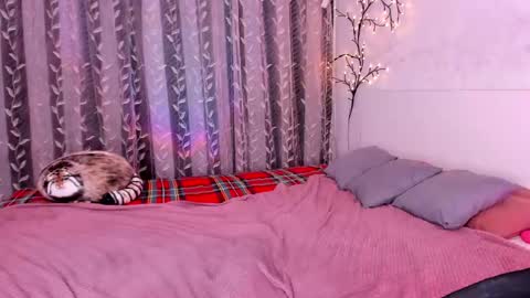 Snapshot of cosmic_girll chatting on February 28, 2025, 9:47 am Alice online show from February 28, 2025, 9:47 am