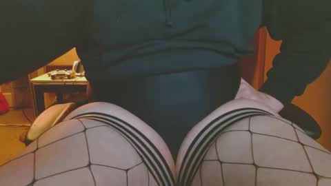 Snapshot of cosmicjones88 chatting on January 20, 2025, 8:09 am cosmicjones88 online show from January 20, 2025, 8:09 am