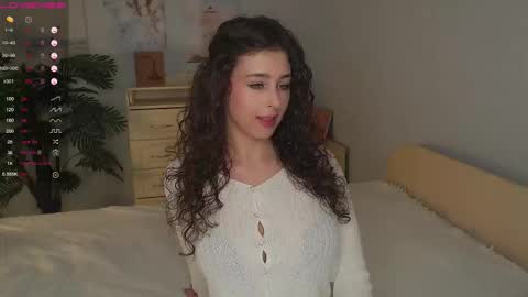 Snapshot of cosmos_baby chatting on November 8, 2025, 2:39 pm Luna online show from November 8, 2025, 2:39 pm