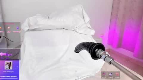 Snapshot of couple_naughty20 chatting on November 11, 2025, 12:21 am Maria online show from November 11, 2025, 12:21 am