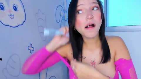 Snapshot of couple_no_limits22 chatting on November 26, 2025, 2:40 pm couple_no_limits22 online show from November 26, 2025, 2:40 pm