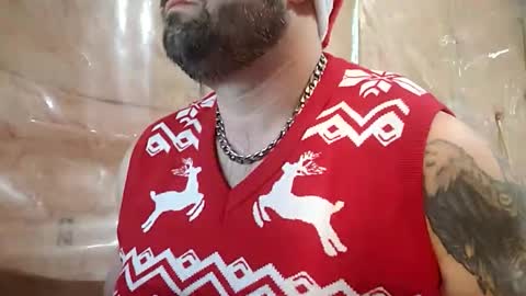 Snapshot of coupleoffantastics chatting on December 4, 2025, 9:51 am coupleoffantastics online show from December 4, 2025, 9:51 am