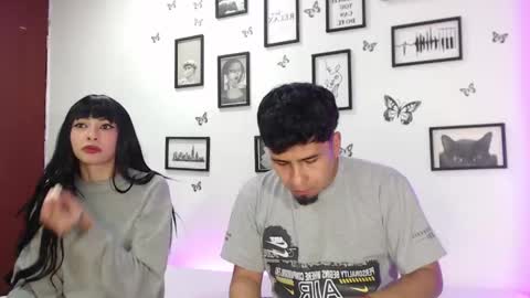 Snapshot of coupsextop chatting on January 15, 2025, 8:20 am Juli and Liam online show from January 15, 2025, 8:20 am