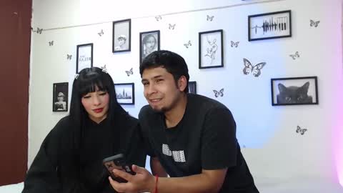 Snapshot of coupsextop chatting on March 7, 2025, 4:13 am Juli and Liam online show from March 7, 2025, 4:13 am