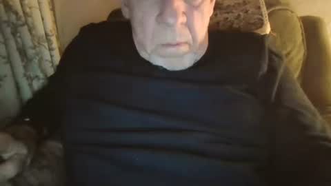 Snapshot of courieral1 chatting on September 24, 2025, 5:22 am courieral1 online show from September 24, 2025, 5:22 am