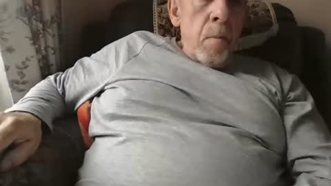 Snapshot of courieral1 chatting on September 28, 2025, 9:25 am courieral1 online show from September 28, 2025, 9:25 am