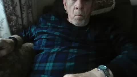 Snapshot of courieral1 chatting on October 11, 2025, 8:02 am courieral1 online show from October 11, 2025, 8:02 am