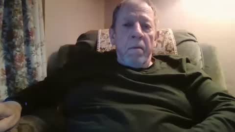 Snapshot of courieral1 chatting on October 25, 2025, 6:54 am courieral1 online show from October 25, 2025, 6:54 am