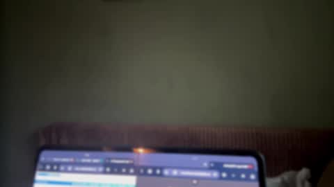 Snapshot of courteous_raspberrrry chatting on October 10, 2025, 6:01 am Rose Roys my  online show from October 10, 2025, 6:01 am