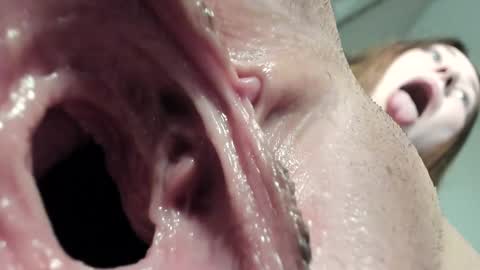 Snapshot of courtney_luv chatting on December 29, 2024, 4:51 pm Im Courtney Nice to meet youFollow meInstagram courtneyluv778 online show from December 29, 2024, 4:51 pm