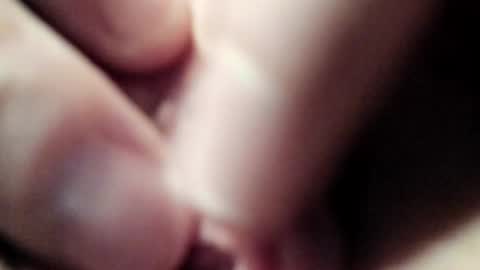 Snapshot of courtney_luv chatting on January 2, 2025, 5:39 pm Im Courtney Nice to meet youFollow meInstagram courtneyluv778 online show from January 2, 2025, 5:39 pm