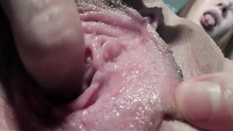 Snapshot of courtney_luv chatting on January 8, 2025, 1:41 pm Im Courtney Nice to meet youFollow meInstagram courtneyluv778 online show from January 8, 2025, 1:41 pm