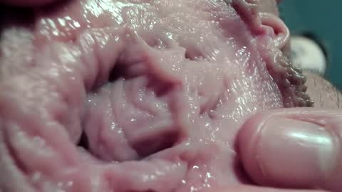 Snapshot of courtney_luv chatting on February 2, 2025, 4:32 pm Im Courtney Nice to meet youFollow meInstagram courtneyluv778 online show from February 2, 2025, 4:32 pm