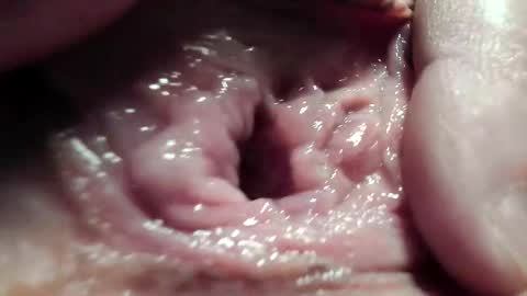 Snapshot of courtney_luv chatting on February 15, 2025, 4:01 pm Im Courtney Nice to meet youFollow meInstagram courtneyluv778 online show from February 15, 2025, 4:01 pm