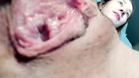 Snapshot of courtney_luv chatting on February 27, 2025, 2:43 pm Im Courtney Nice to meet youFollow meInstagram courtneyluv778 online show from February 27, 2025, 2:43 pm
